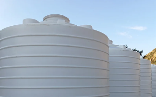 高台塑料大桶怎么选？PE/PP材质区别及选购指南