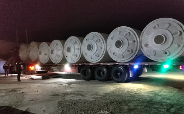 高台锥底桶交付现场